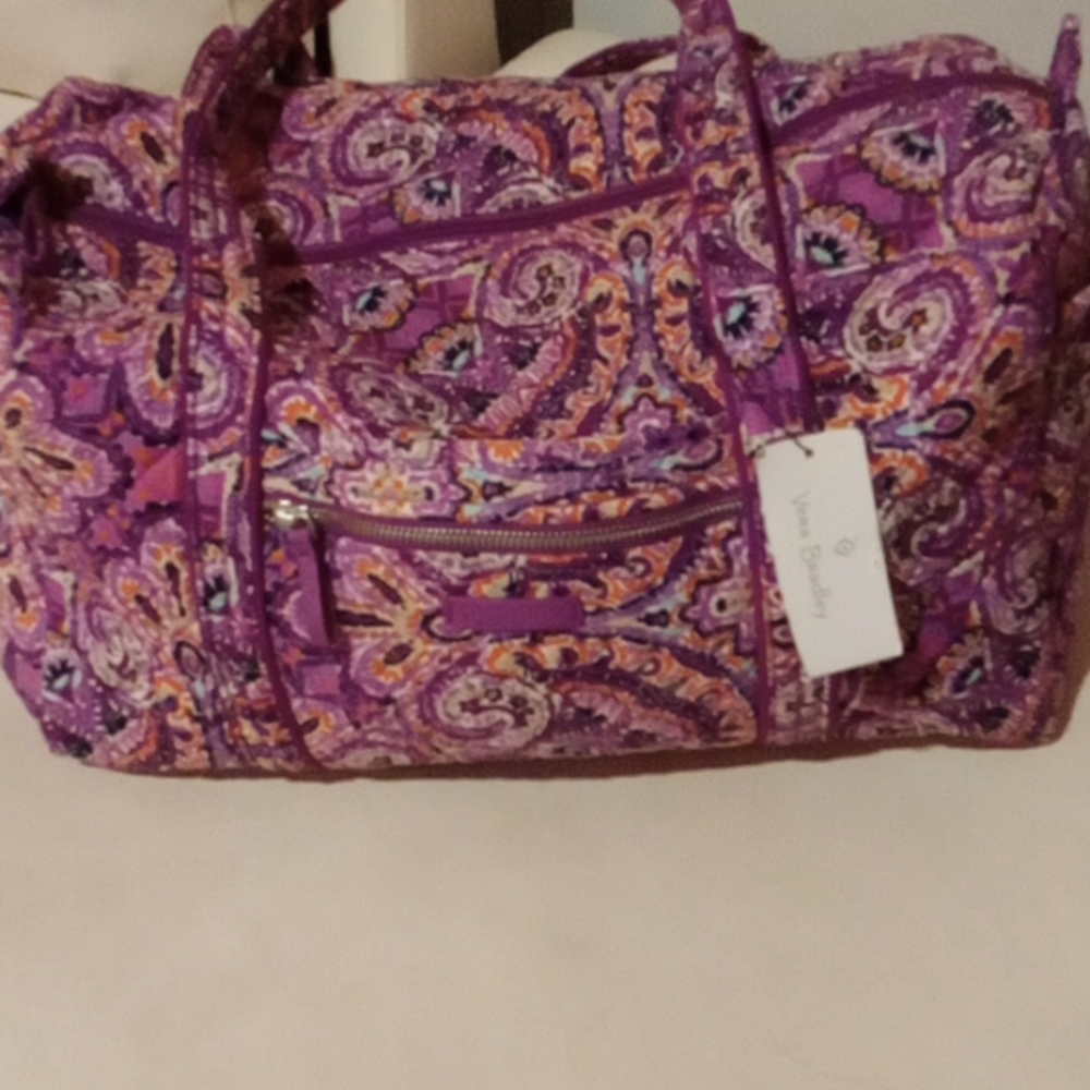 Vera Bradley Boyesenberry Pink Paisley Cotton Quilted duffel bag/gym/travel bag.